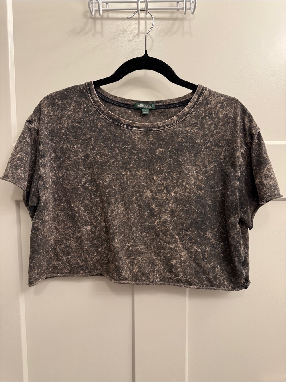 🔴LAST CALL‼️ Wild Fable Distressed Mineral Wash Acid Crop Tee - Black/Grey/Brown